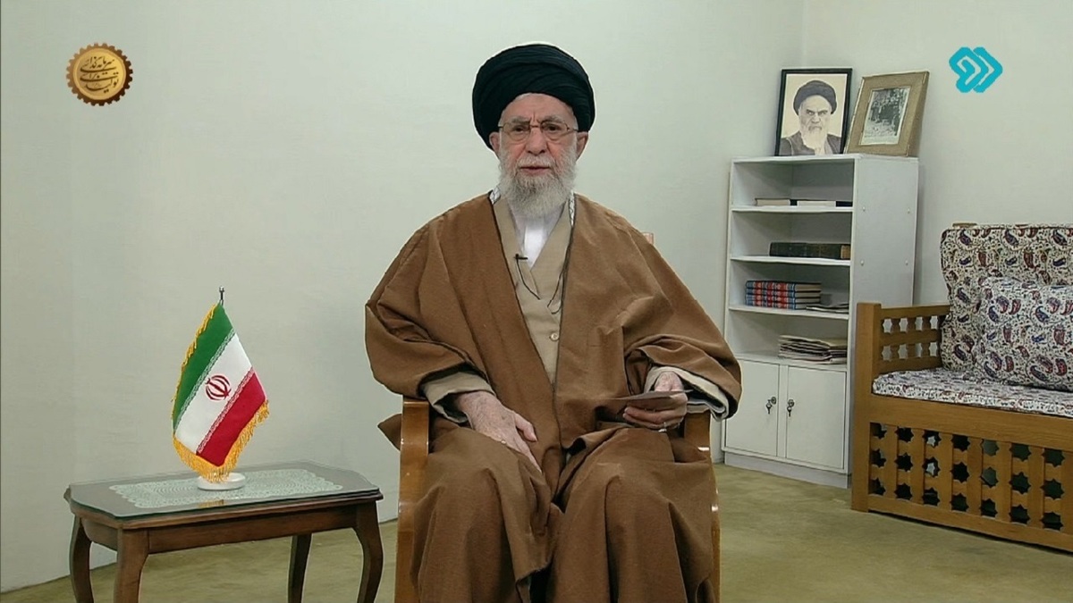 باشگاه خبرنگاران -رهبر انقلاب: شعار امسال «سرمایه‌گذاری برای تولید» است