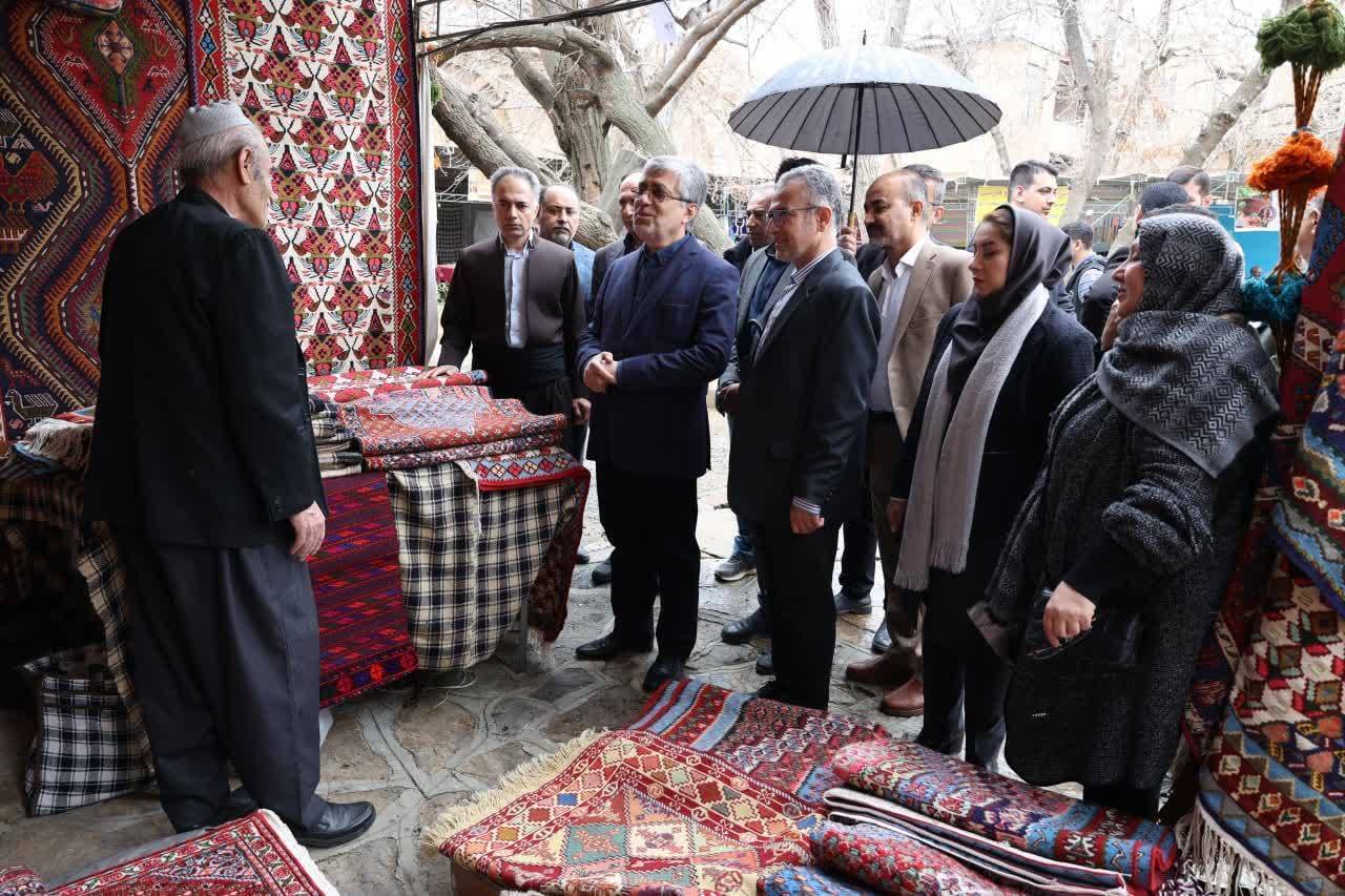 نمایشگاه نوروزی صنایع‌دستی در عمارت خسروآباد سنندج برپا شد