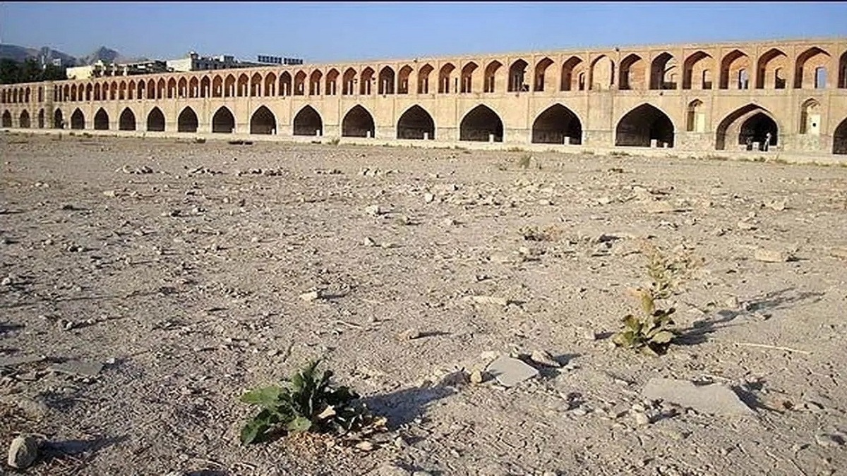 باشگاه خبرنگاران -تشکیل ستاد احیای زاینده‌رود مصوب شد
