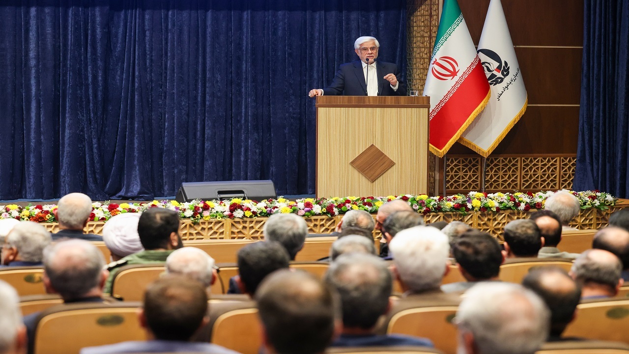 عارف: نباید یک معتاد را بعد از بهبودی رها کرد