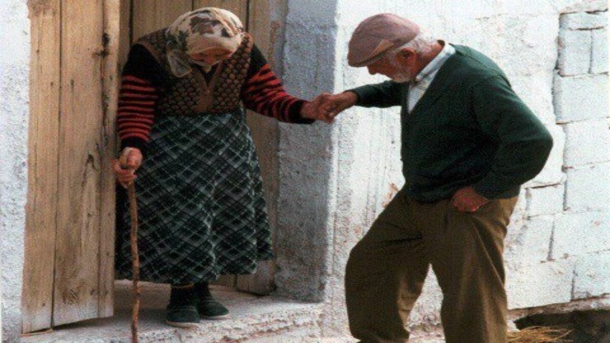 باشگاه خبرنگاران -چگونگی شیرین بودن زندگی پدربزرگ‌ها و مادربزرگ‌ها + فیلم