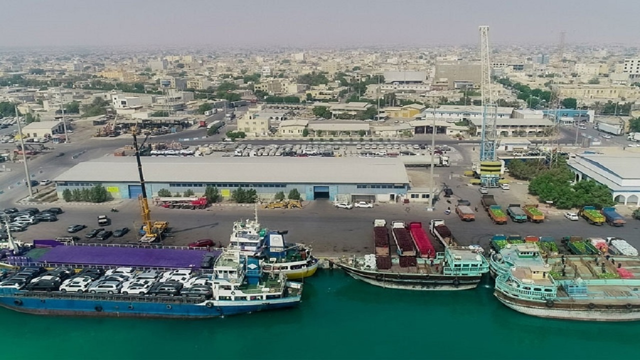 بیش از ۱۲ میلیون تُن کالا در بنادر غرب هرمزگان تخلیه و بارگیری شد