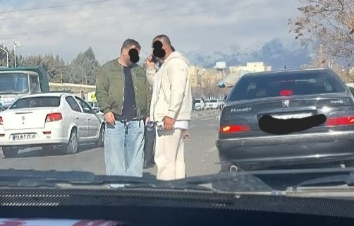 نوبتفروشی در صف تعویض پلاک! نوبتفروشی در صف تعویض پلاک!