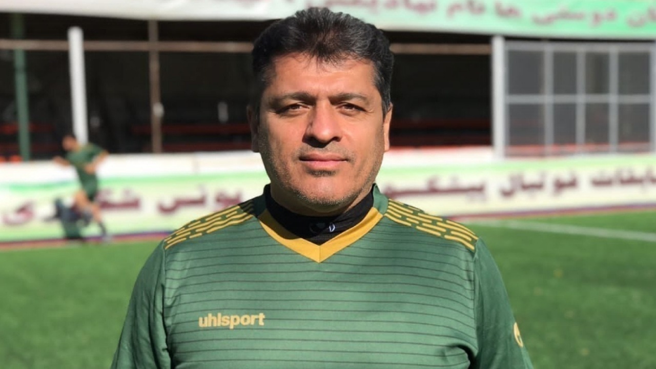 داداش زاده: پرسپولیس در آرامش اما استقلال درگیر حاشیه است/ امیدوارم قهرمانی در مستطیل سبز رقم بخورد