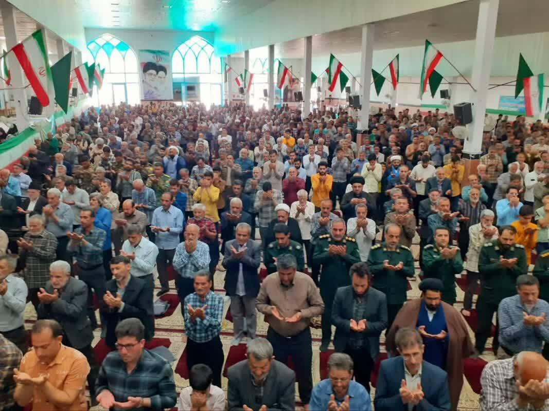 اجتماع مردم آران و بیدگل در مراسم راهپیمایی
