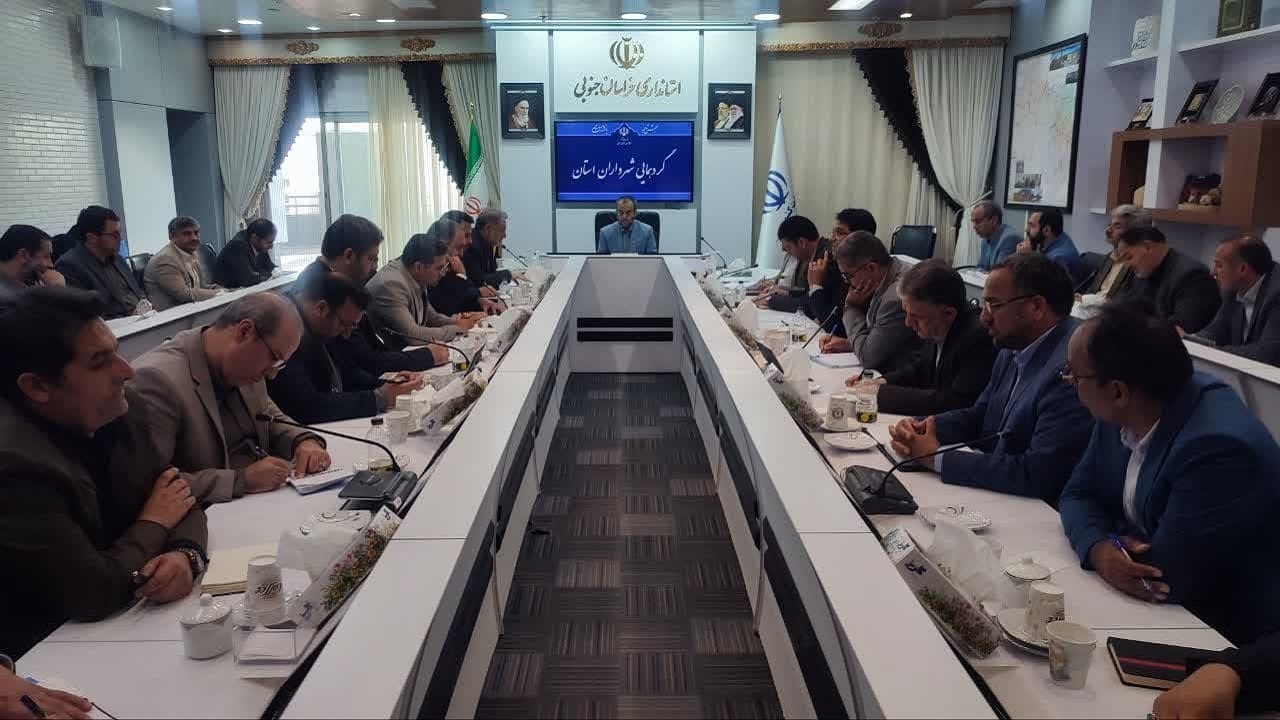 تعامل شهرداری‌ها بادستگاه های اجرایی برای حل مشکلات بیشتر شود