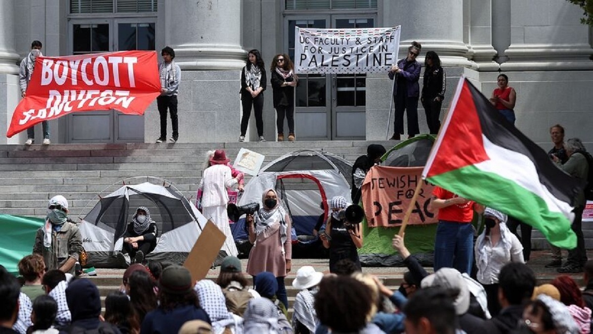 همراهی کارمندان دانشگاه کلمبیا با دانشجویان حامی فلسطین