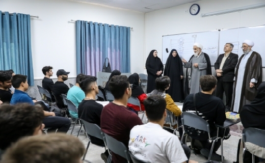 دیدار امام جمعه قزوین با معلمان و اساتید در پاسداشت روز معلم