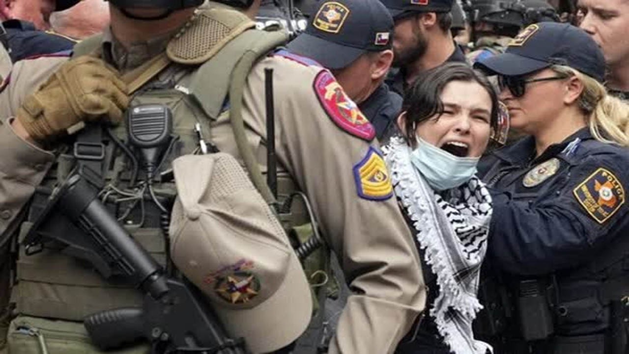 چرا کسی برای دختران دانشجوی آمریکایی شعر برای خواهرم نمی‌خواند!