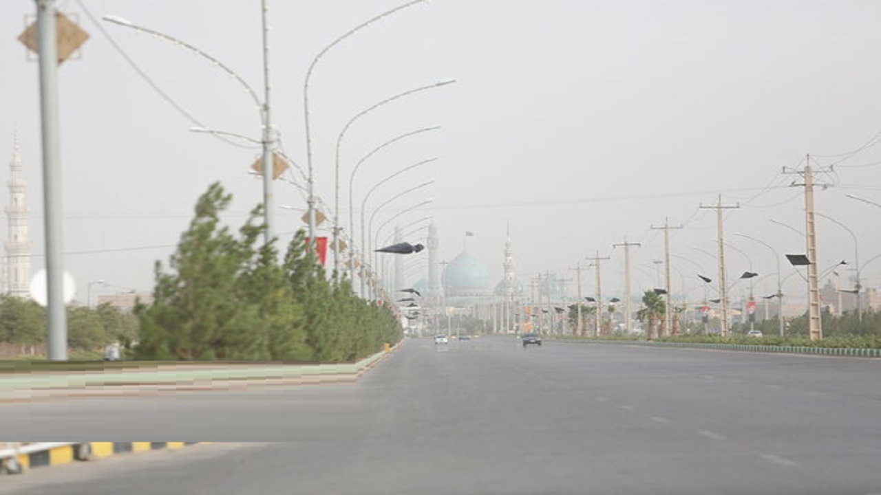 پیش‌بینی وزش باد و خیرش گردوخاک در قم