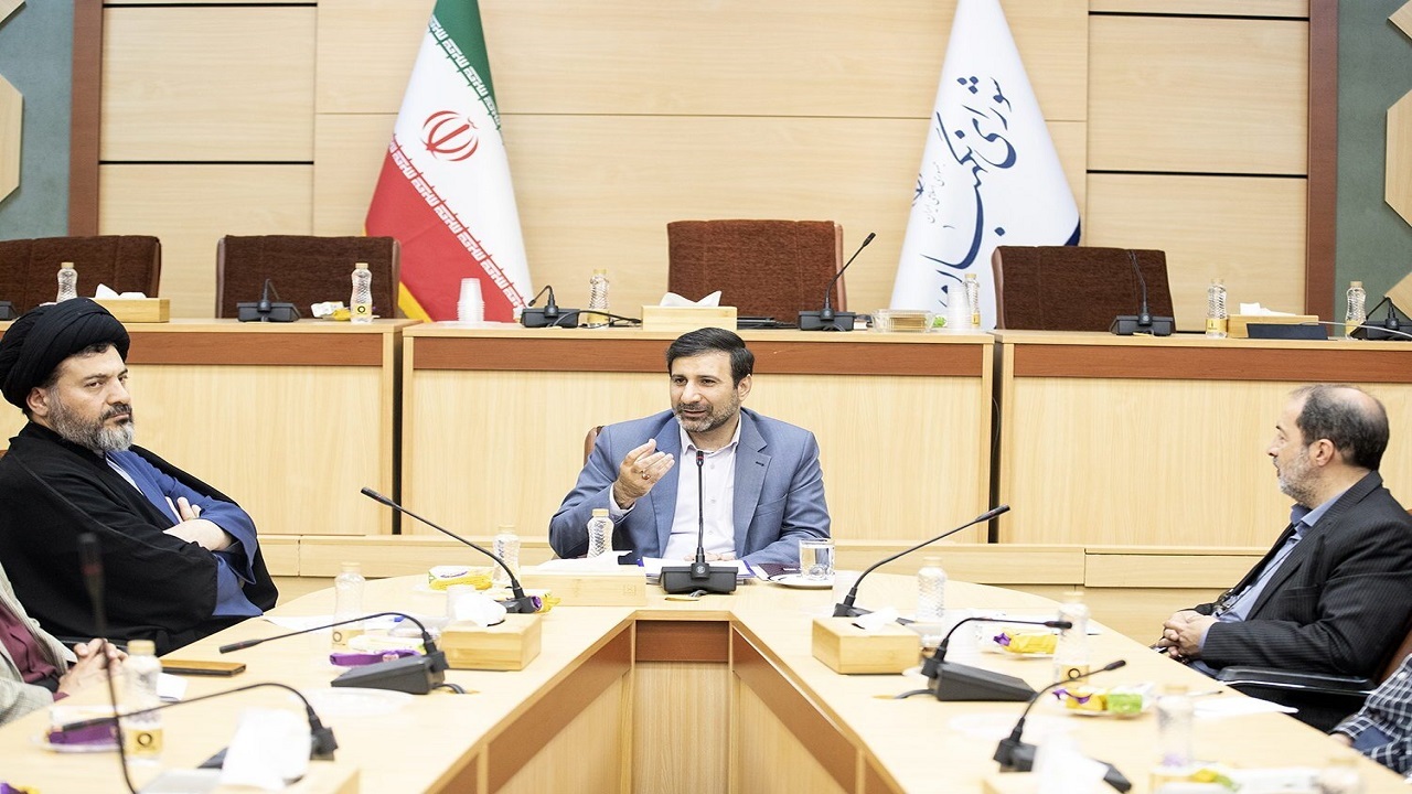 بسیاری از ناظران انتخاباتی فرهنگیان هستند