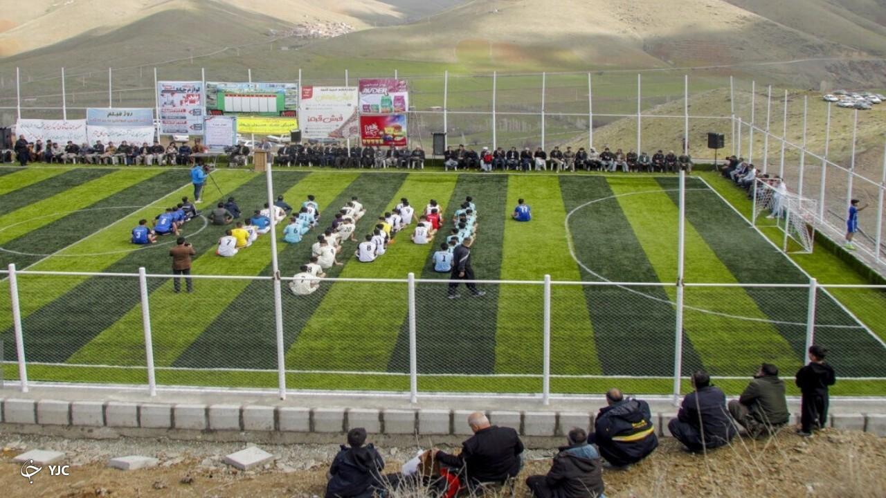 سرانه فضای‌ورزشی مهاباد ۳۵ سانتی‌مترمربع است