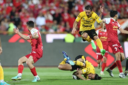 لیگ برتر فوتبال / پرسپولیس _ سپاهان