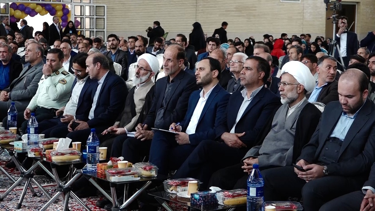 اولویت اصلی دولت آموزش و پرورش است