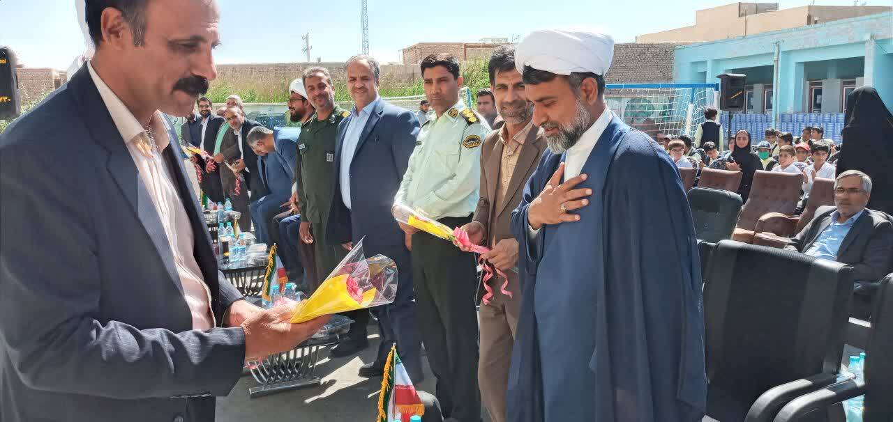 مراسم تقدیر از معلم