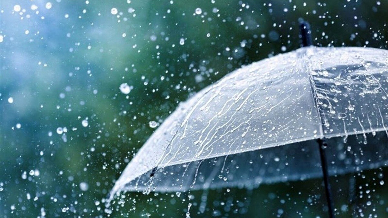باران همچنان مهمان کویر کرمان است