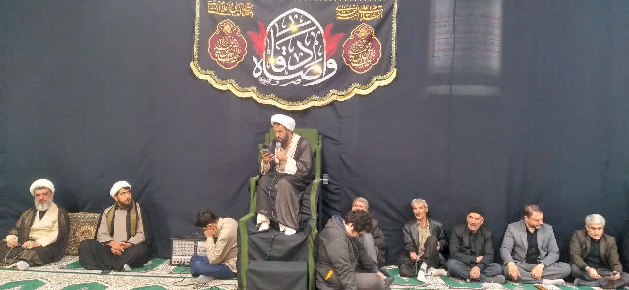 مراسم سخنرانی در مراسم شهادت امام جعفرصادق(ع)