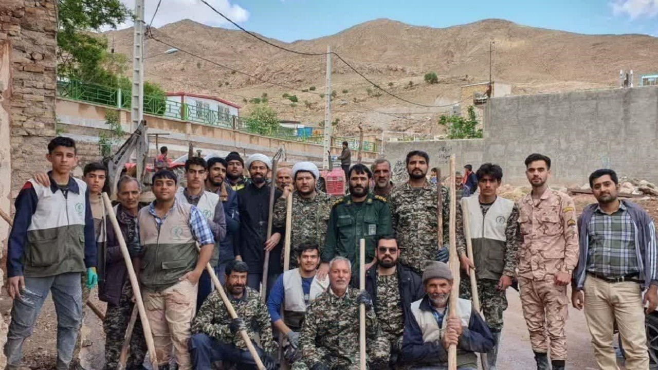 طلّاب به کمک کرغندی‌ها رفتند