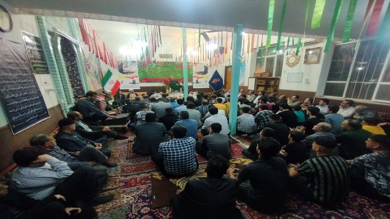 برگزاری مراسم یادواره شهدا به همت بسیجیان در خوی + فیلم