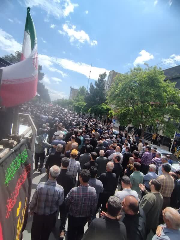 حضور با شکوه مردم