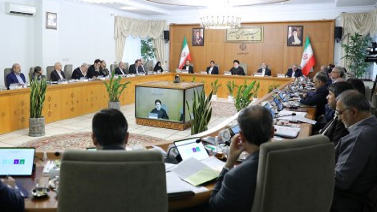 امروز در غرب شاهد تقابل آشکار جریان شرافت در مقابل شرارت هستیم