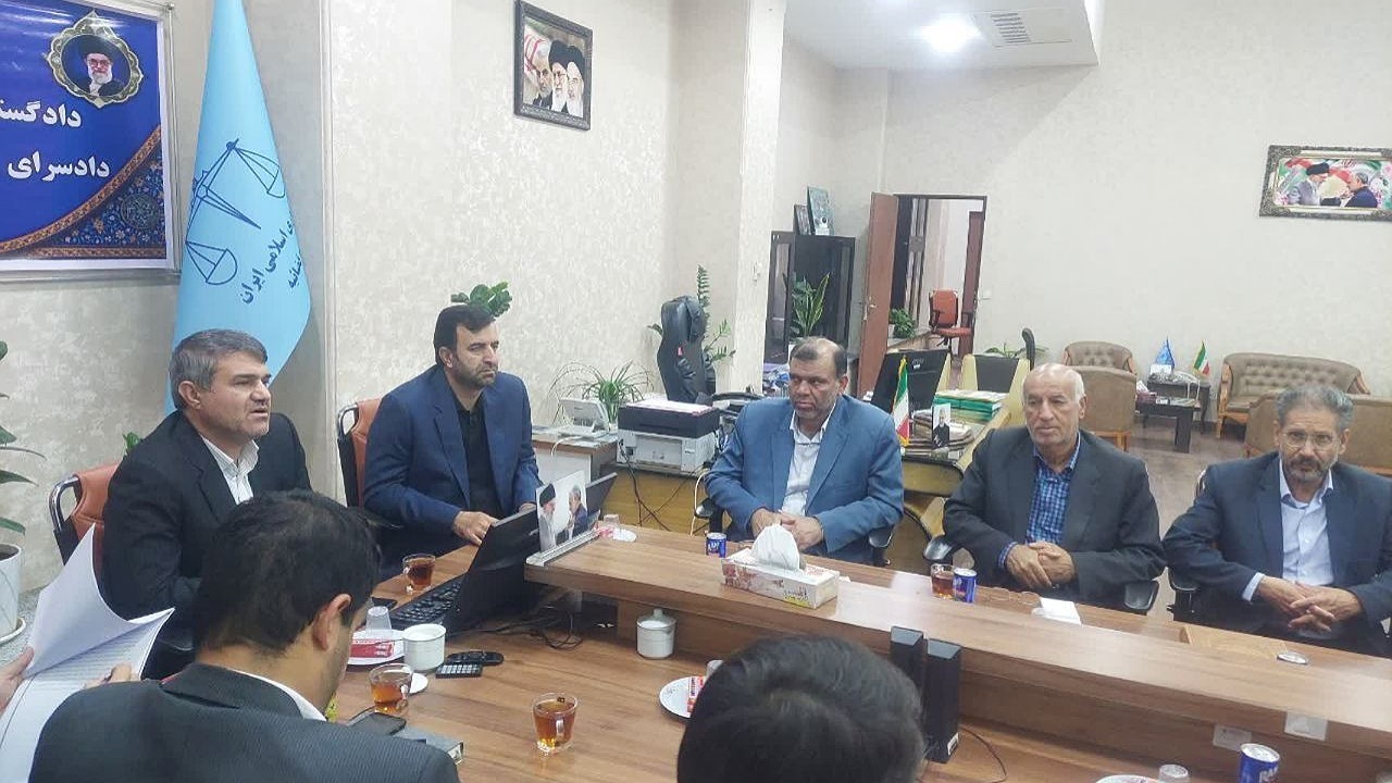 دادستان کرمان خواستار ارتقا خدمات دفاتر قضایی شد