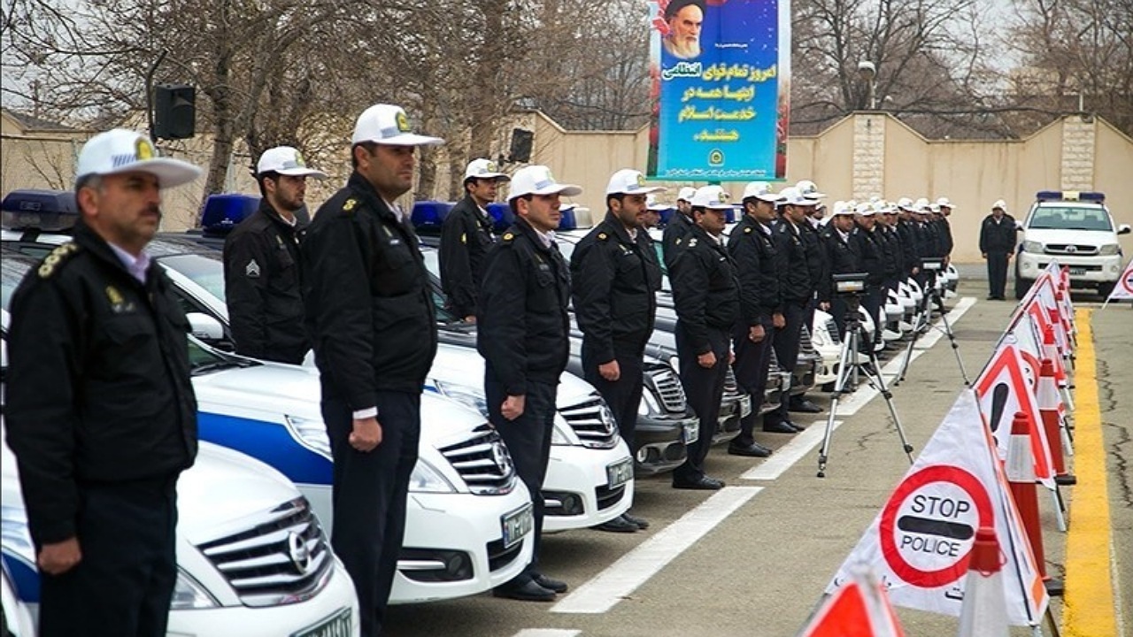 پلیس مانع گسترش آتش کامیون شد