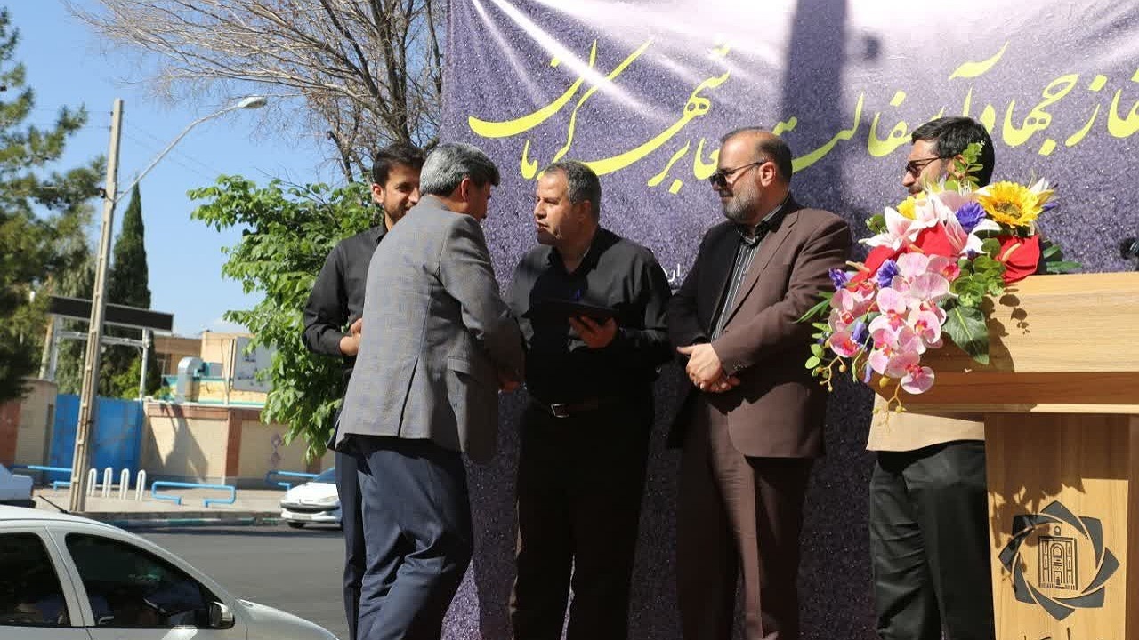 قرارگاه جهاد آسفالت در کرمان راه اندازی شد