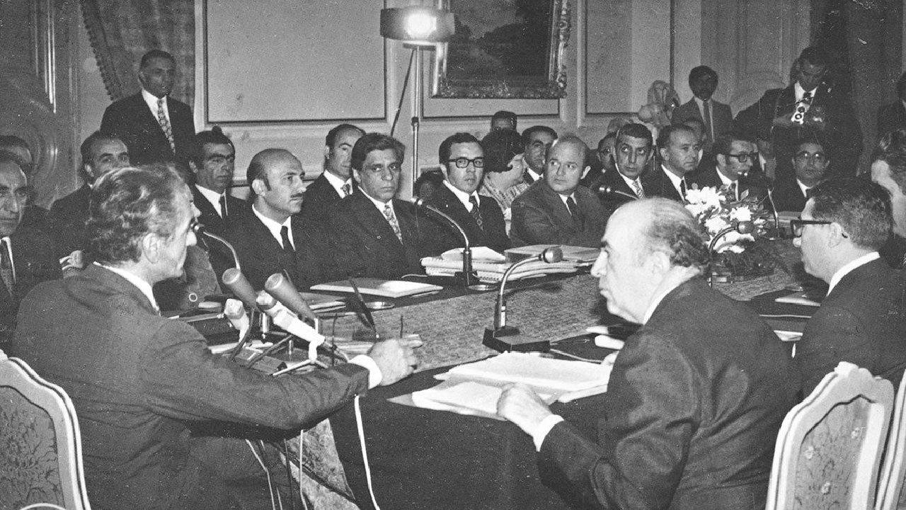 محمد یگانه: آمریکایی‌ها جلوی صنعتی شدن ایران سنگ‌اندازی می‌کردند