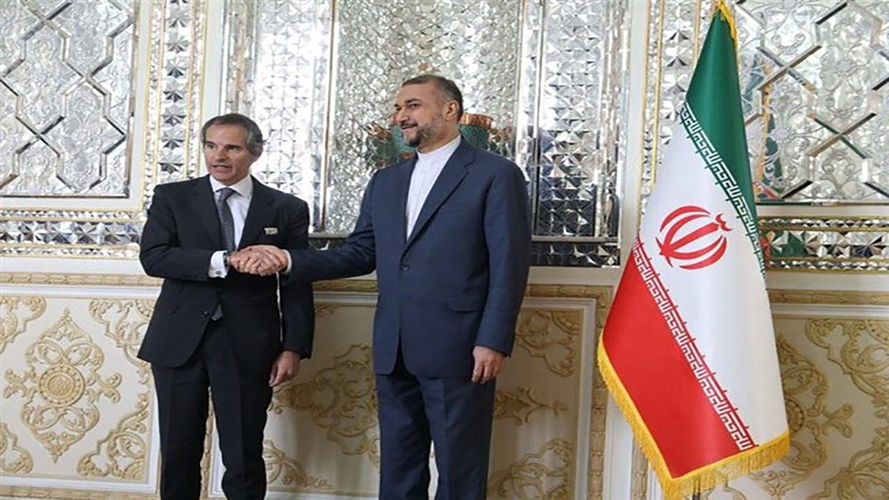 رایزنی گروسی با امیرعبداللهیان در تهران