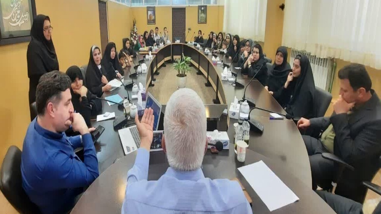 دیدار مدیرکل خراسان رضوی با اتباع و مهاجرین
