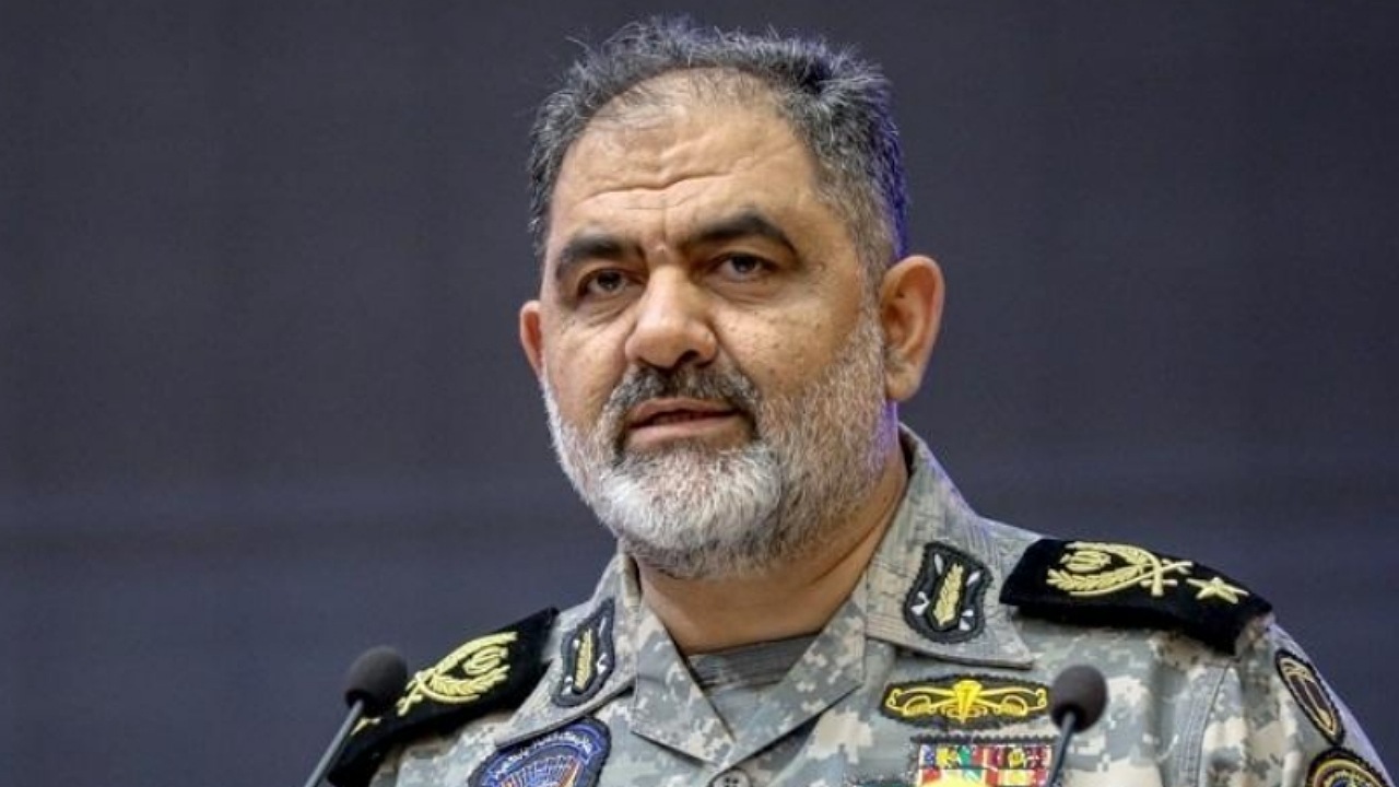 نیروی دریایی ارتش هیئتی علمی - پژوهشی به قطب جنوب می‌فرستد