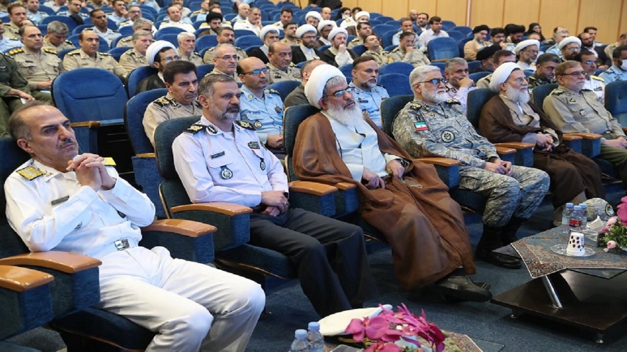 آیین اختتامیه اولین همایش ملی جوانی جمعیت و قدرت نظامی آغاز شد