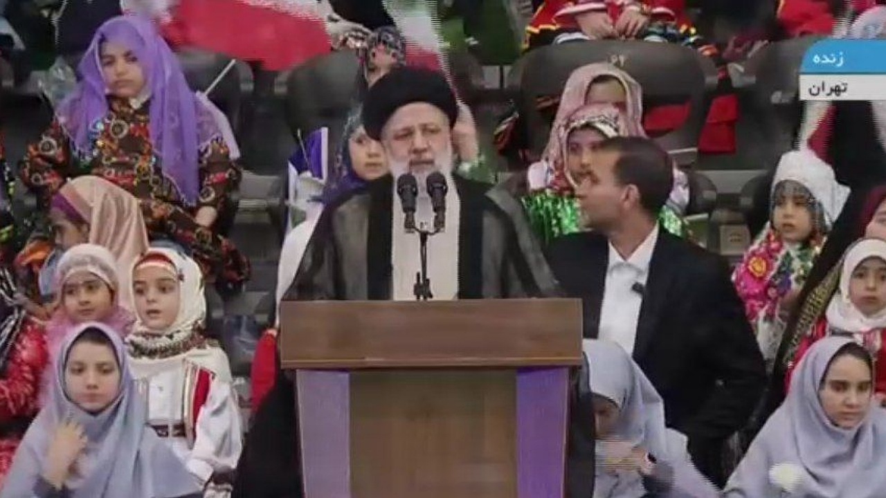 دختران سرمایه بزرگ کشور هستند/ غرب به زنان نگاه ابزاری دارد
