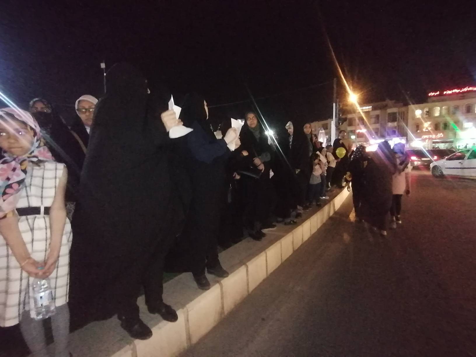 کرمان تمام قامت پشت نیروی انتظامی ایستاد +فیلم