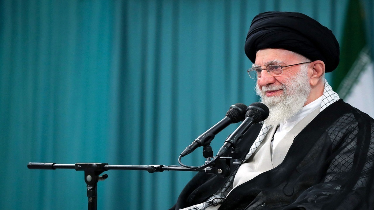 دیدار جمعی از قاریان قرآن عازم حج تمتع با رهبر انقلاب