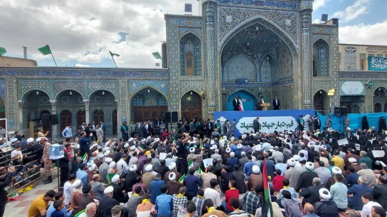 وعده رئیس جمهور برای افتتاح فرودگاه قم در دولت سیزدهم