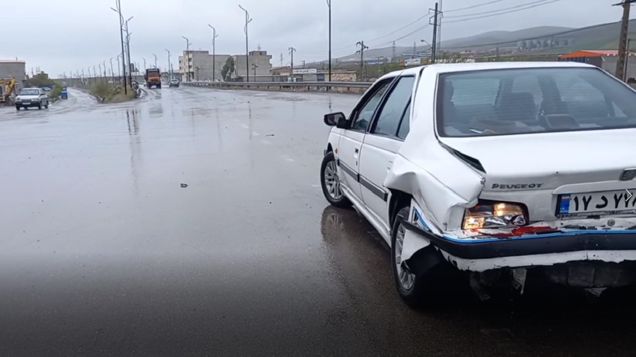 حذف سرعت‌گیر منجر به تصادف در بلوار حاج قاسم سلیمانی تیکمه داش شد + فیلم