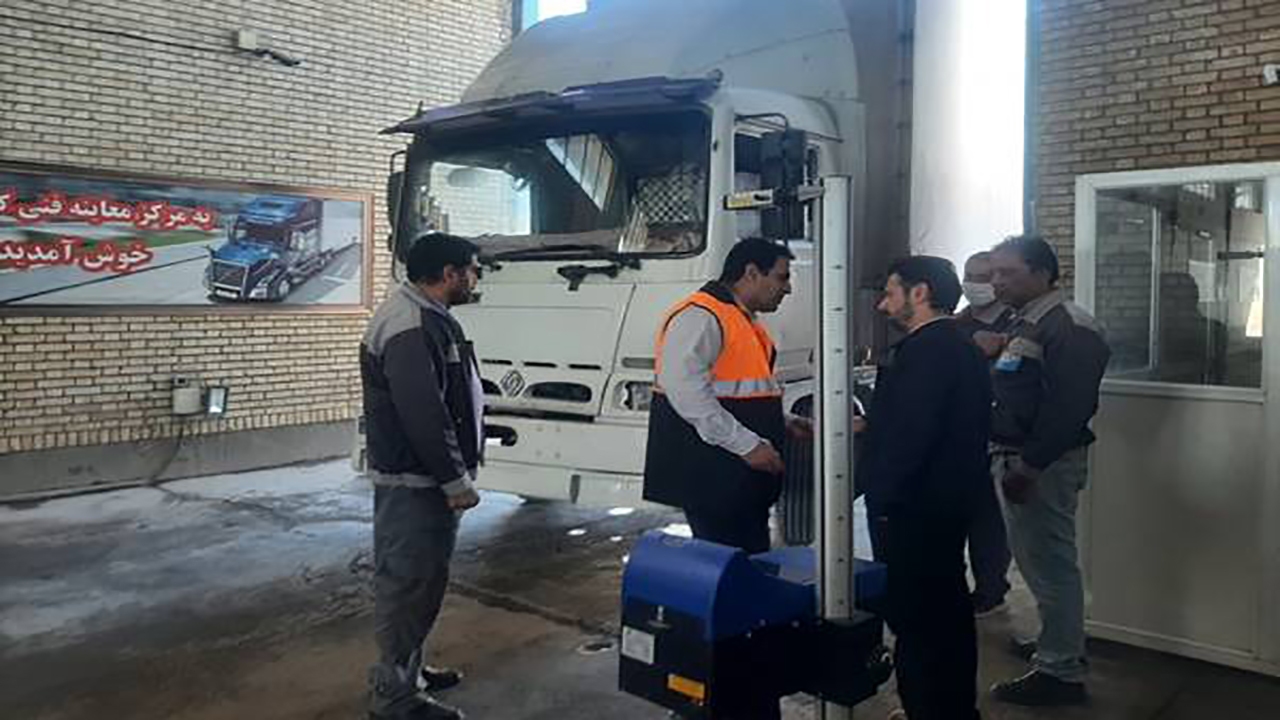 مراجعه ۱۰۰ هزار دستگاه ناوگان سنگین به مراکزمعاینه فنی کرمان 