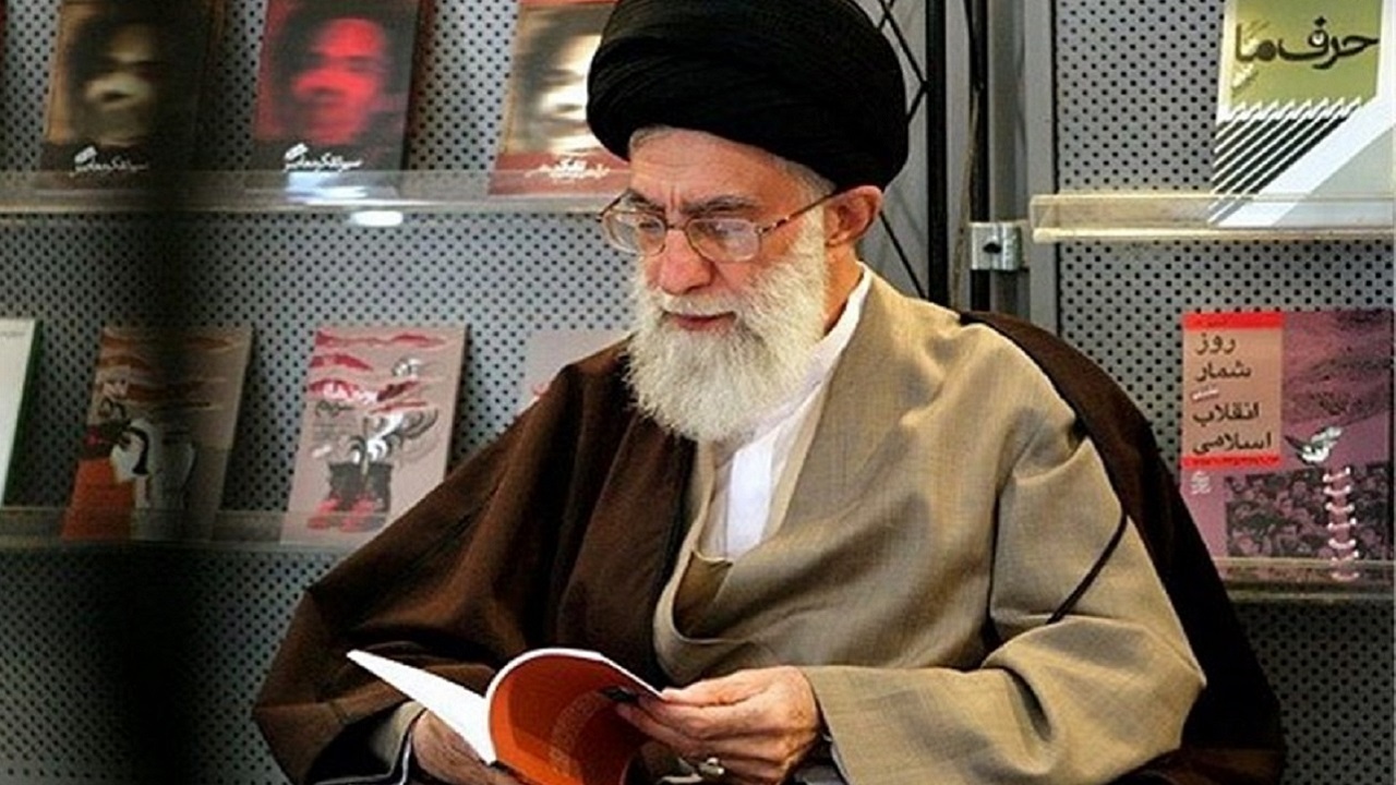 توصیه رهبر انقلاب به جوانان برای خواندن کتاب
