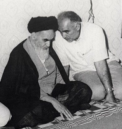 مهدی عراقی در کنار امام خمینی
