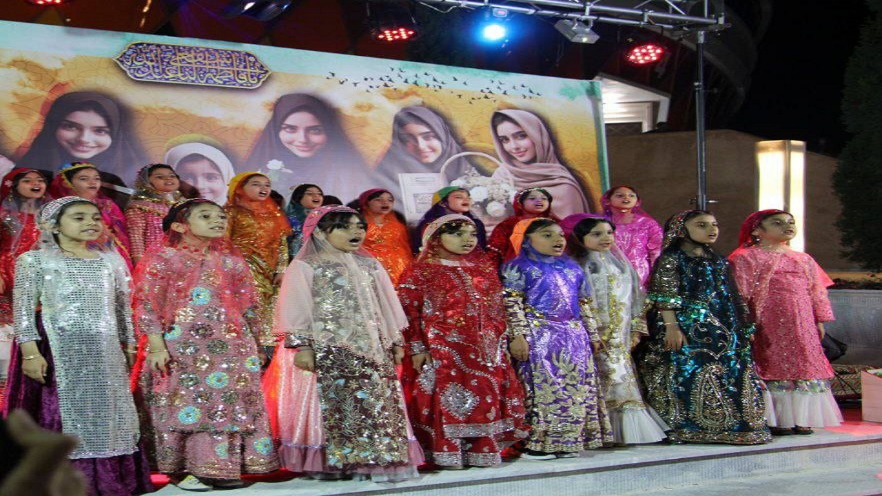 گوشه هایی از مراسم جشن روز دختر در لارستان + تصاویر