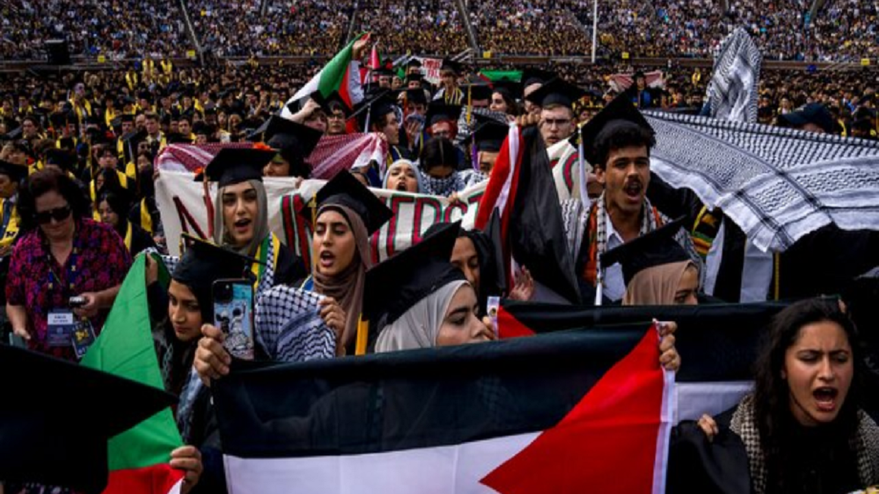 برگزاری مراسم فارغ التحصیلی دانشگاه‌های آمریکا با پرچم فلسطین + فیلم