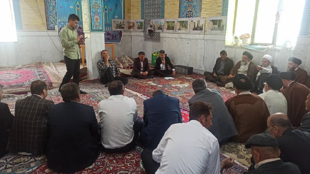 تاکید نماینده ولی فقیه در استان بر رفع مشکل آب آشامیدنی سادات محمودی