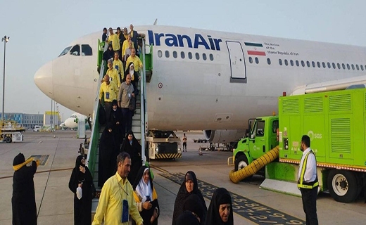 استقبال از نخستین گروه حجاج ایرانی در فرودگاه مدینه