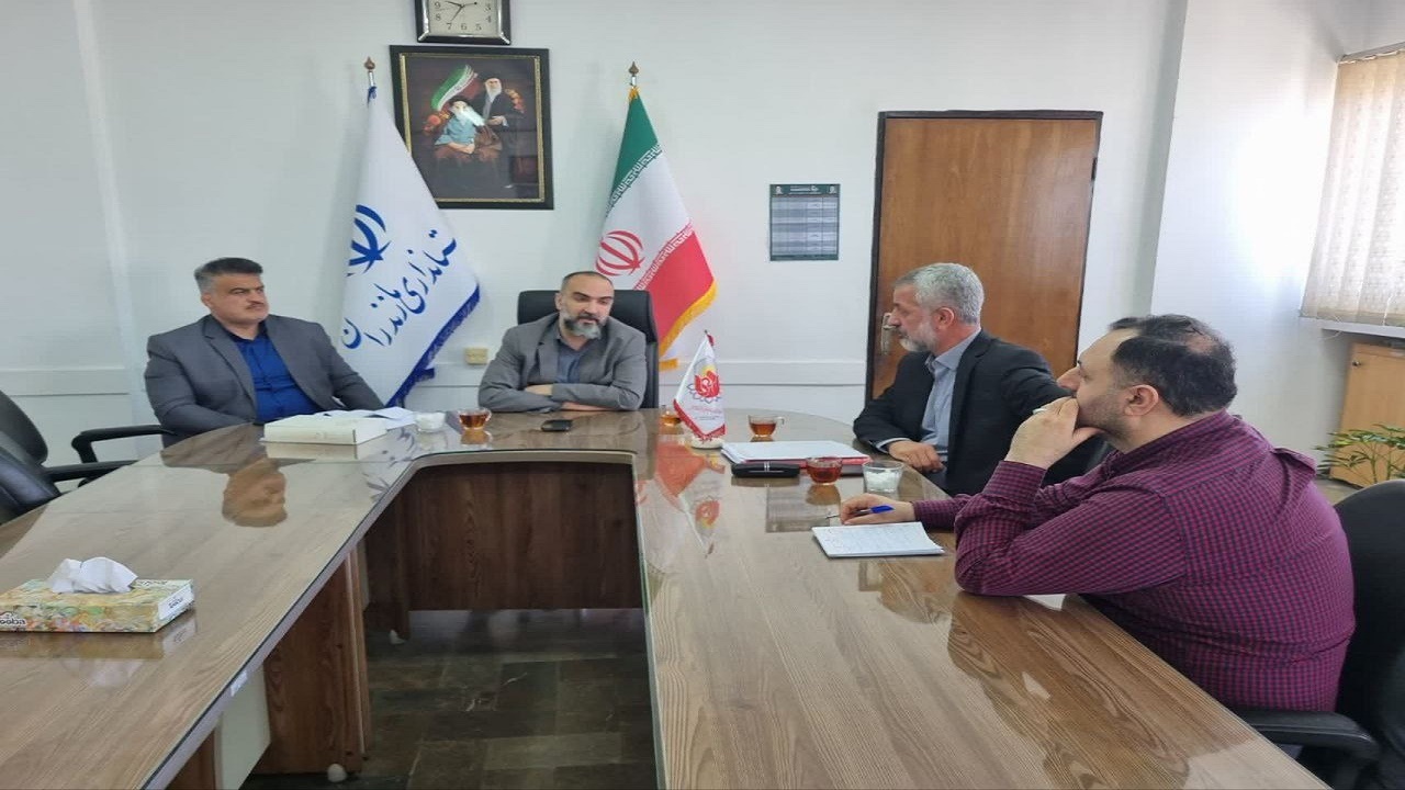 جلسه بررسی نقاط ضعف و قوت ورزش کشتی مازندران در استانداری