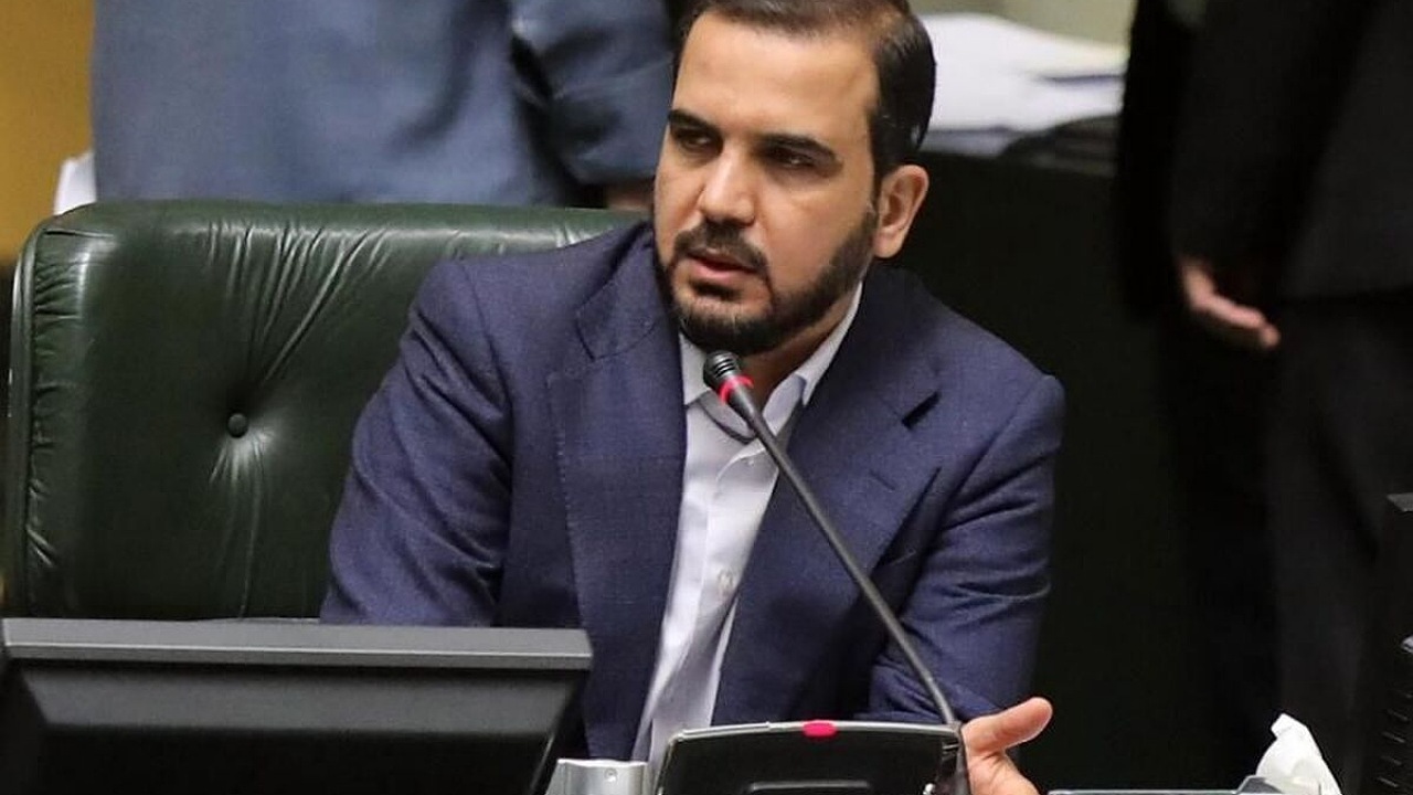 ماموریت شماره یک مجلس دوازدهم حل مشکلات اقتصادی است/ باید از اختیارات نهادهای شبه دولتی بکاهیم