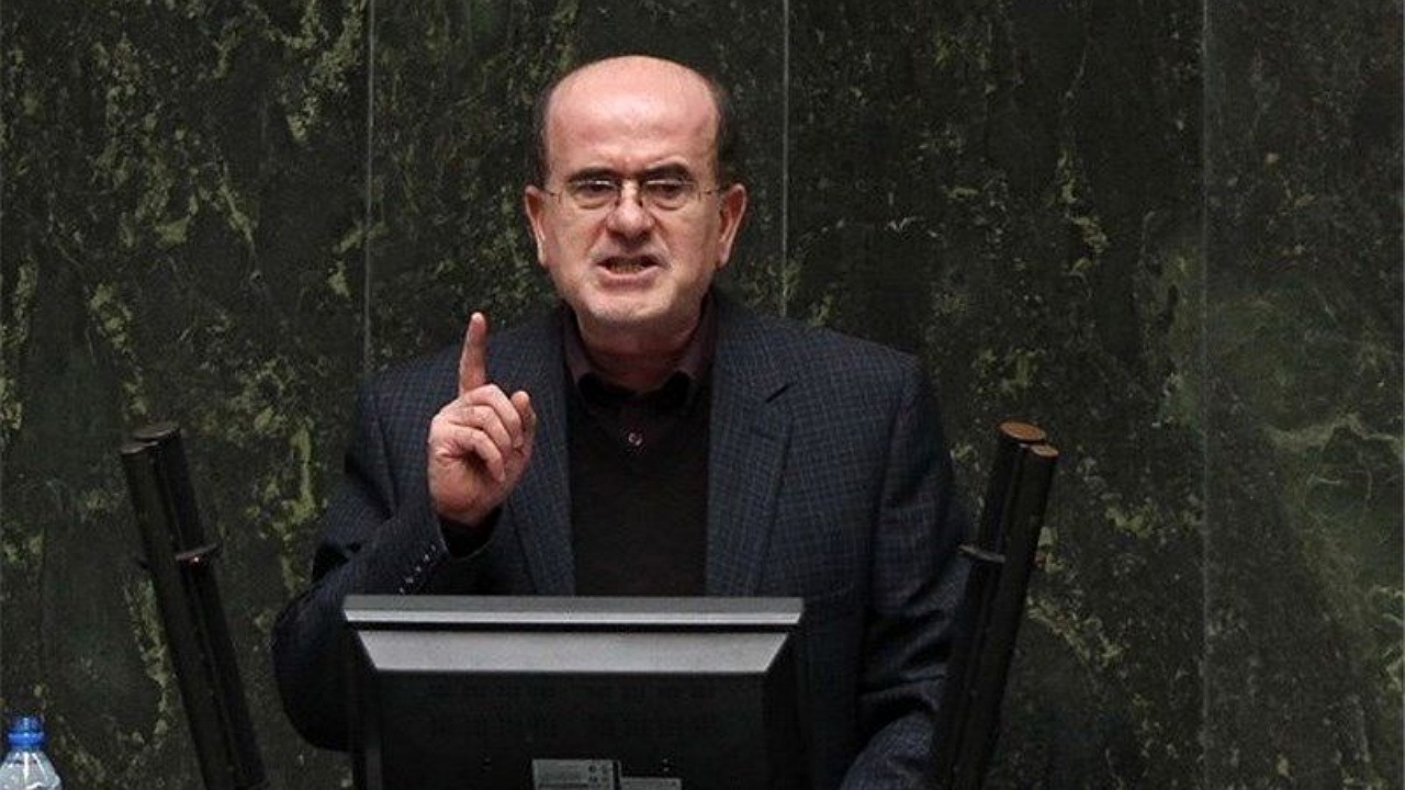 باید پای برخی دستگاه‌هایی که به اقتصاد ورود کرده‌اند، قطع شود 