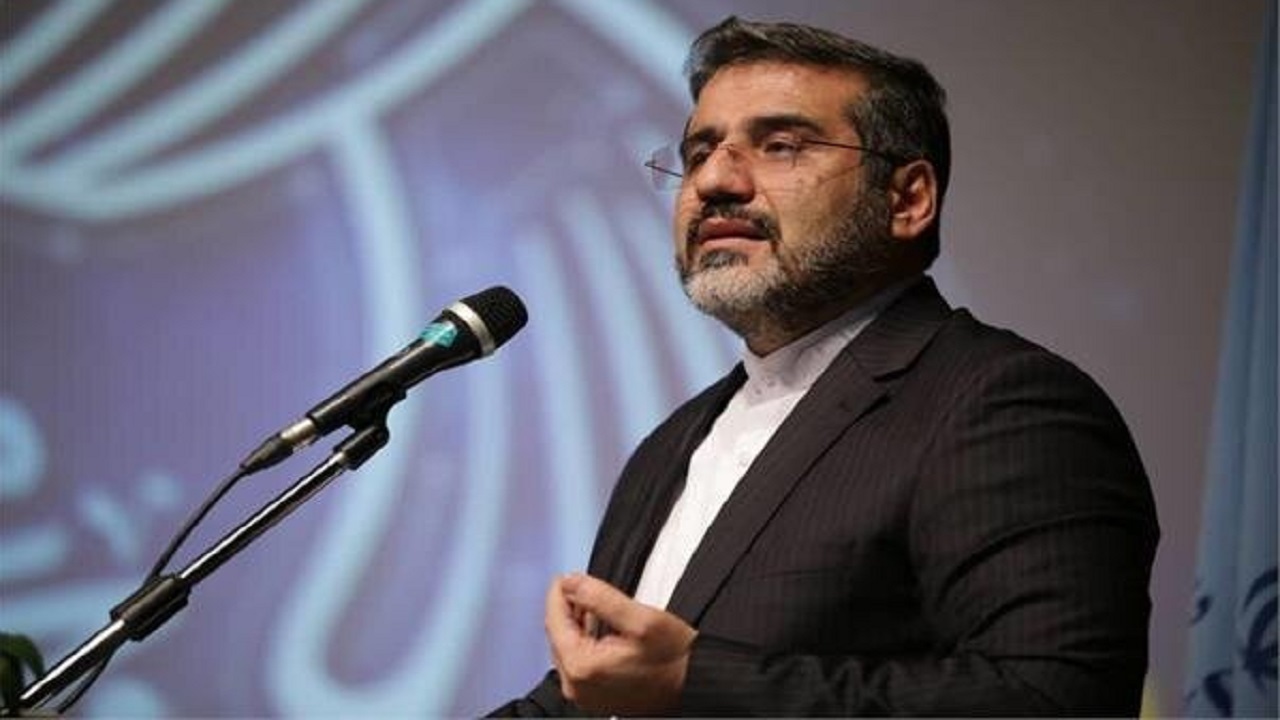 صحبت‌های وزیر ارشاد درباره فیلم‌هایی که پخش غیر قانونی دارند