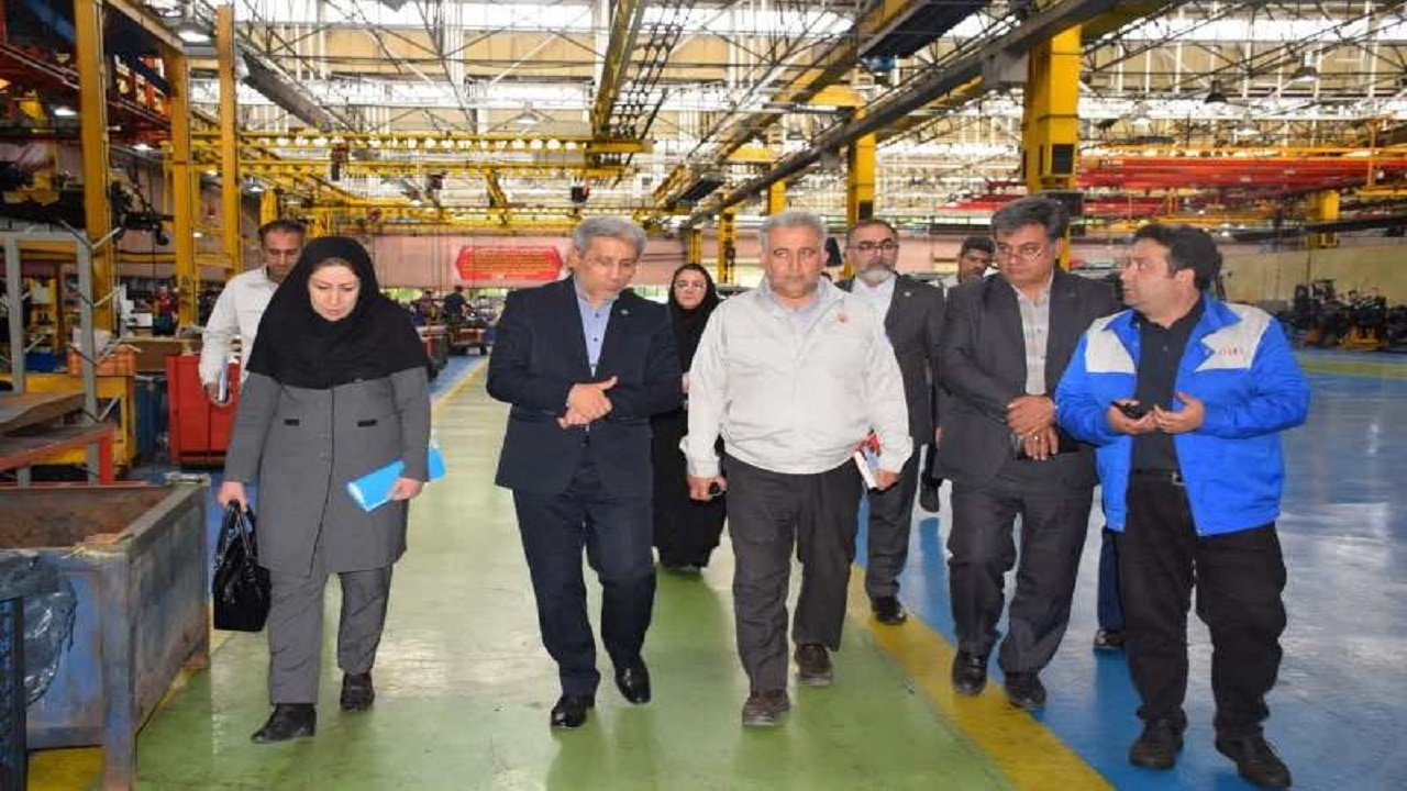 تامین اجتماعی برای رفع موانع تولید در هفته یک روز در واحد‌های تولیدی حضور می یابد